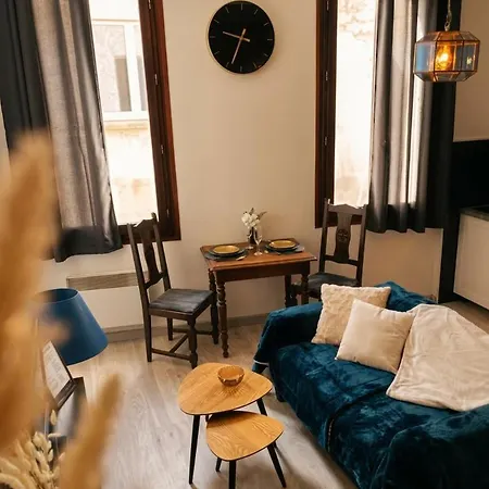 Ubac - Chic & Douillet *