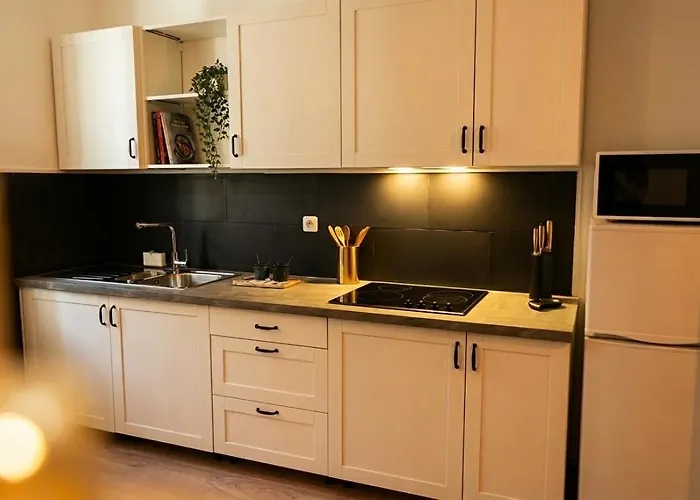 Ubac - Chic & Douillet